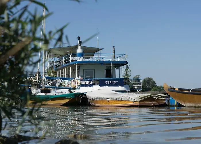 Pensión Neuwirth 3*