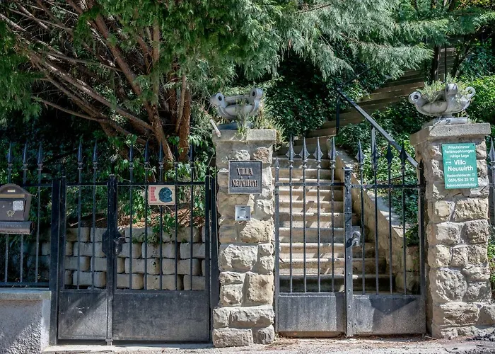 Pensión Neuwirth 3*